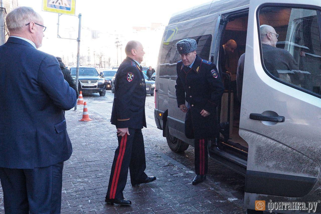Зам. главы ГУ МВД Николай Роговой и новый глава ГУ МВД по Петербургу и области Роман Плугин